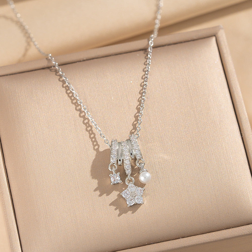 Collar Minimalista con Colgante de Ola y Geométrico para Mujer en Acero de Titanio con Chapado en Oro de 18K, Cadena Hipoalergénica para Clavícula con Motivos de Corazón y Lazo