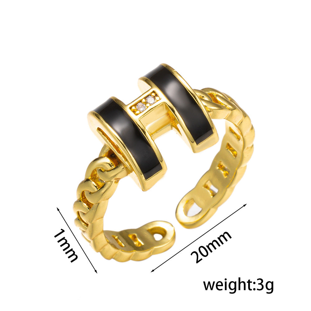 Anello minimalist in acciaio titanio traforato con design geometrico da donna