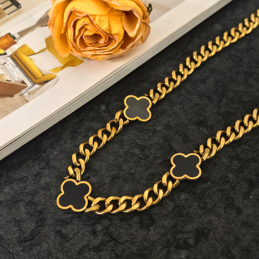 Vintage Luxury Gold Plated Titanium Steel Floral Pendant Necklace for Women