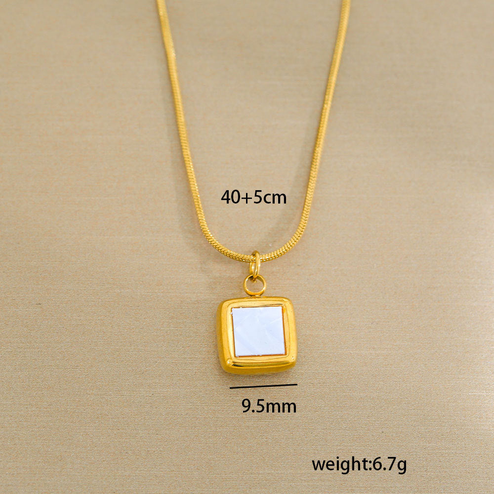 Collar minimalista de acero de titanio con forma de corazón, chapado en oro, perla y cadena ajustable para mujer