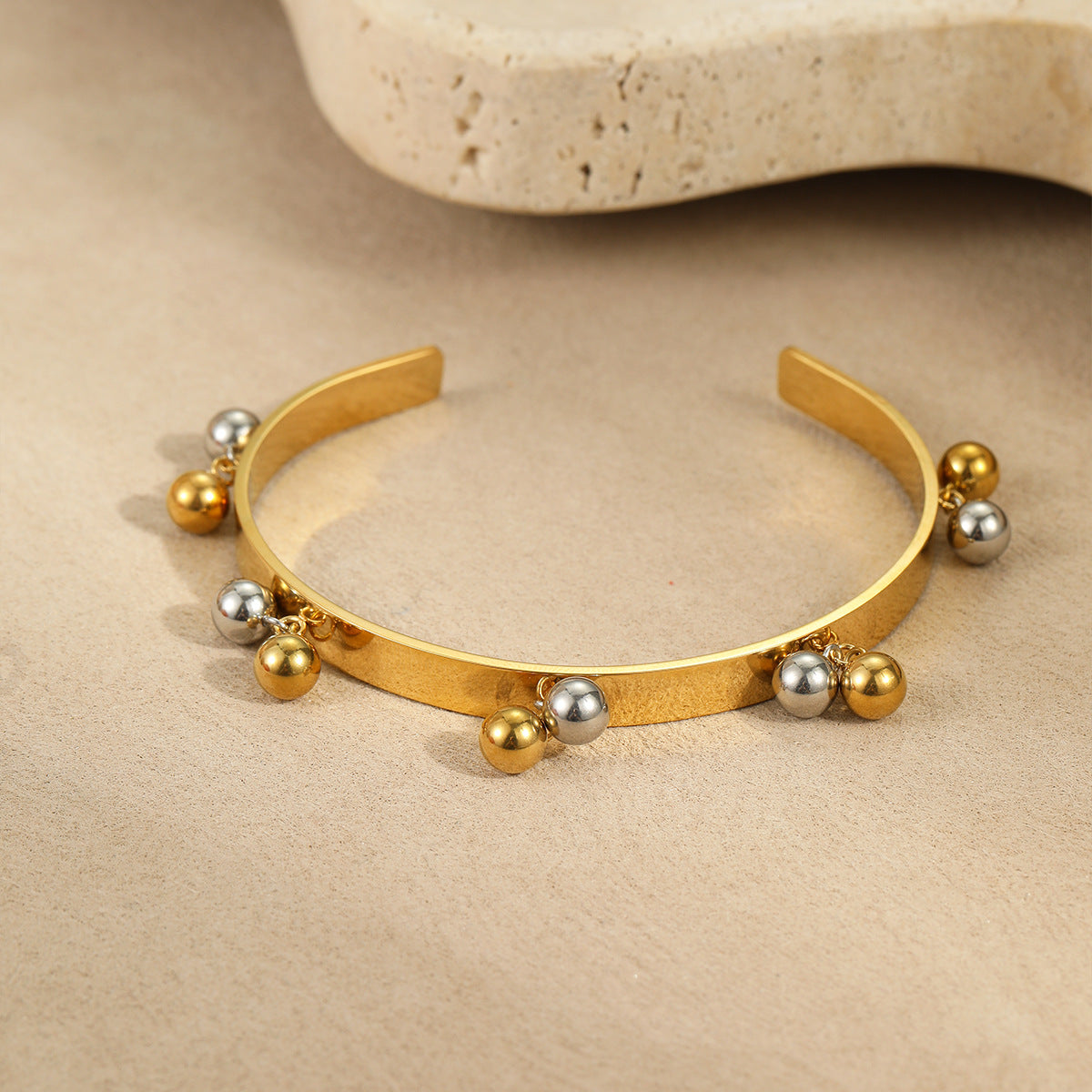 Fashionable Geometric Stainless Steel Bracelet with Plated Finish for Women, Lightweight Luxe Pearl-Inspired Design, Hypoallergenic and Fade-Resistant
