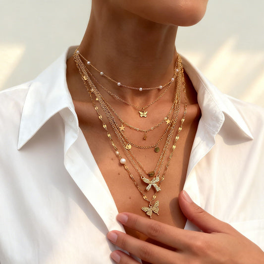 Juego de collar minimalista elegante de aleación con corazón, mariposa y lazo, con perlas de imitación para mujer