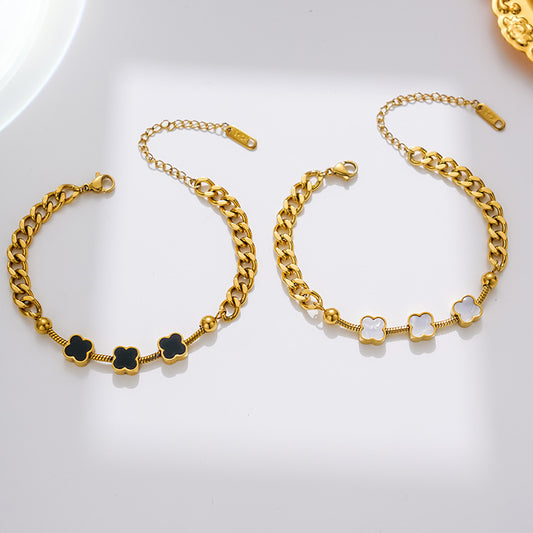 Pulsera Trébol Minimalista para Mujer en Acero de Titanio con Acabado Hipoalergénico de Recubrimiento al Vacío