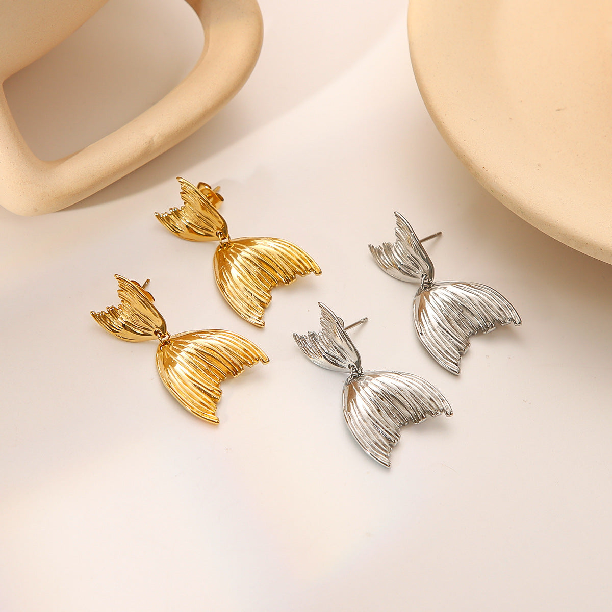 Minimalist Stainless Steel Plated Fish Tail Earrings for Women with Geometric Shape and Elegant Vintage-Inspired Design