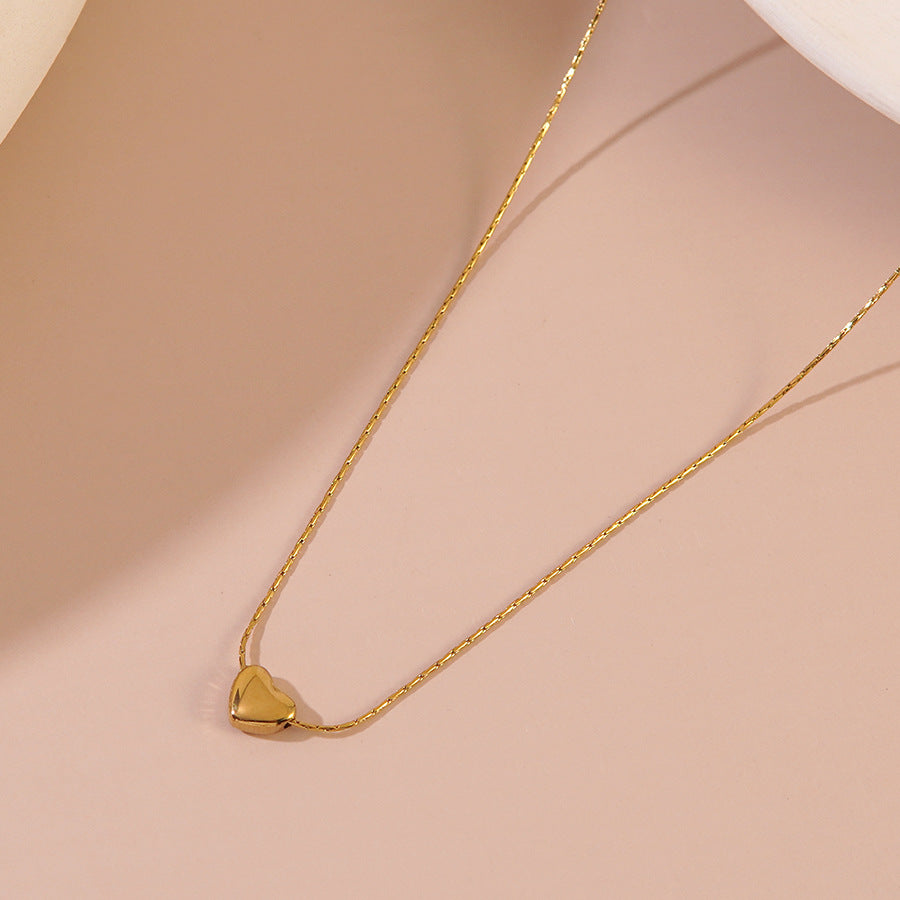 Elegante collana a cuore placcata in acciaio inossidabile da donna