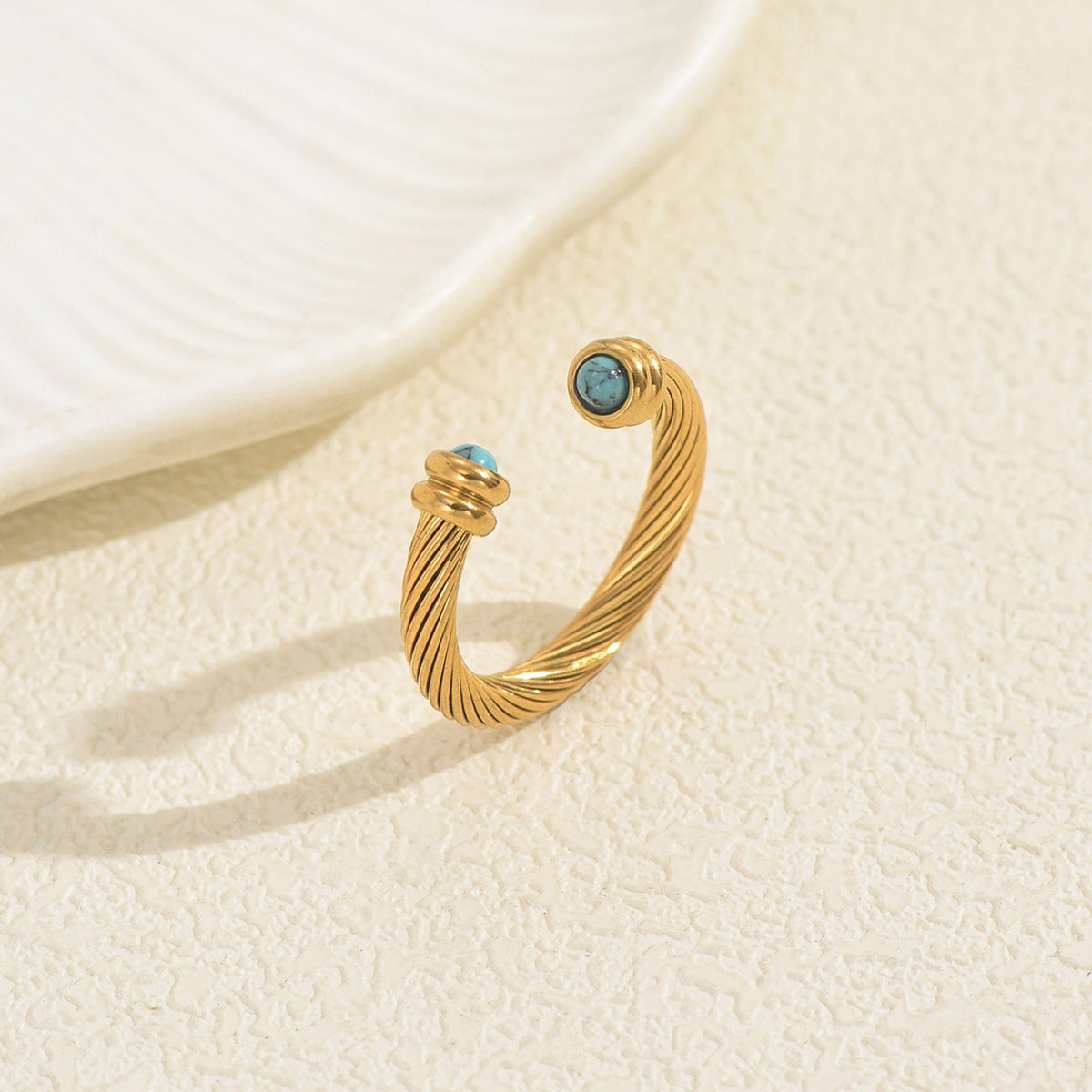 Anello Minimalista Geometrico Regolabile in Lega di Zinco con Intarsio Turchese per Donna, con Fascia a U e Finitura di Lusso