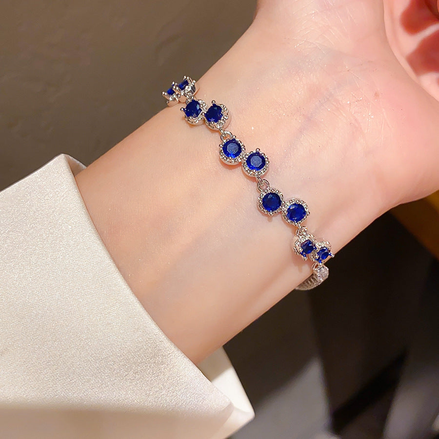 Minimalist Luxury Round Geometric Brass Bracelet with Cubic Zirconia Inlay for Women