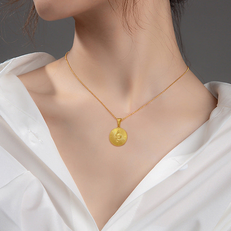 Collana a Catena Serpente Minimalista Geometrica in Acciaio Titanio con Placcatura in Oro per Donna e Uomo