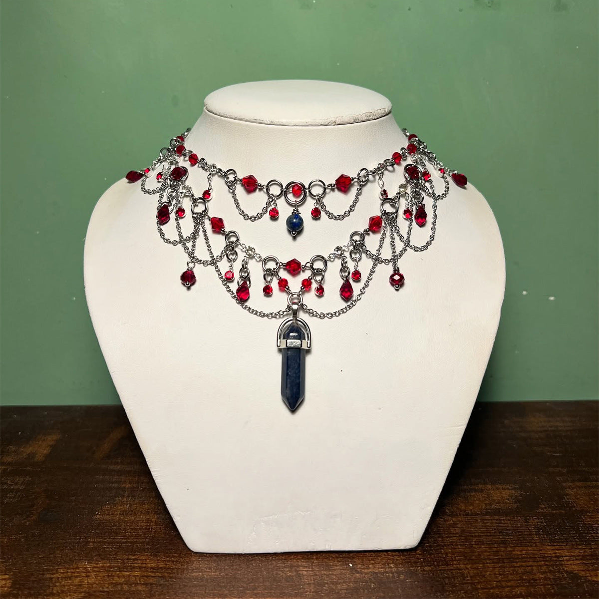 Collar de cruz gótica oscura geométrica con colgante y cadena de metal electrochapado para mujer