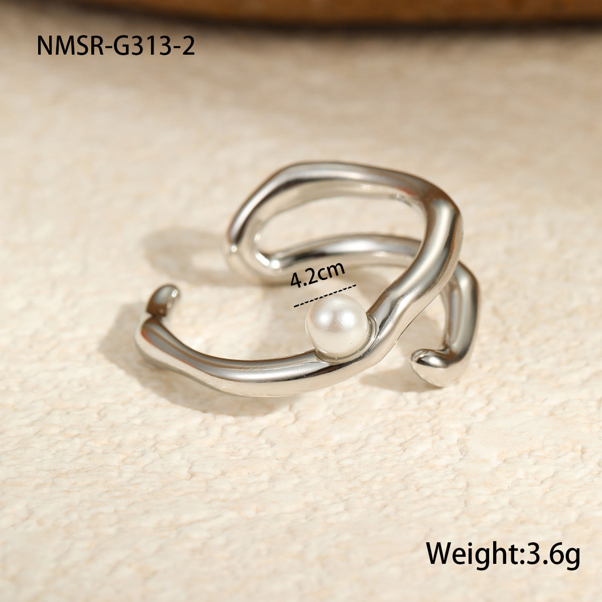 Anillo Minimalista Geométrico Irregular de Acero Inoxidable con Acabado Chapado y Acentos de Perlas Simuladas para Mujer