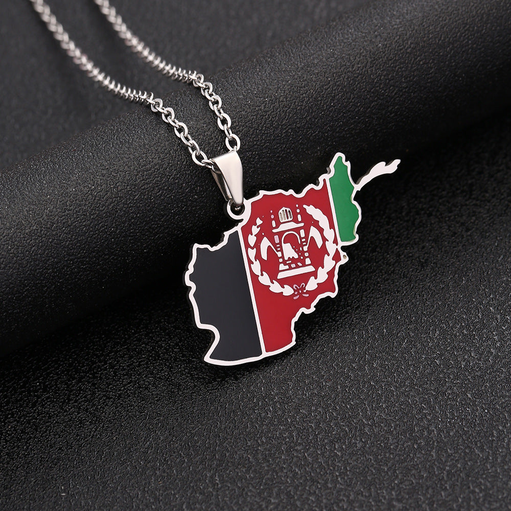 Collar con colgante geométrico étnico de acero inoxidable con dije de acero de titanio y acabado galvanizado