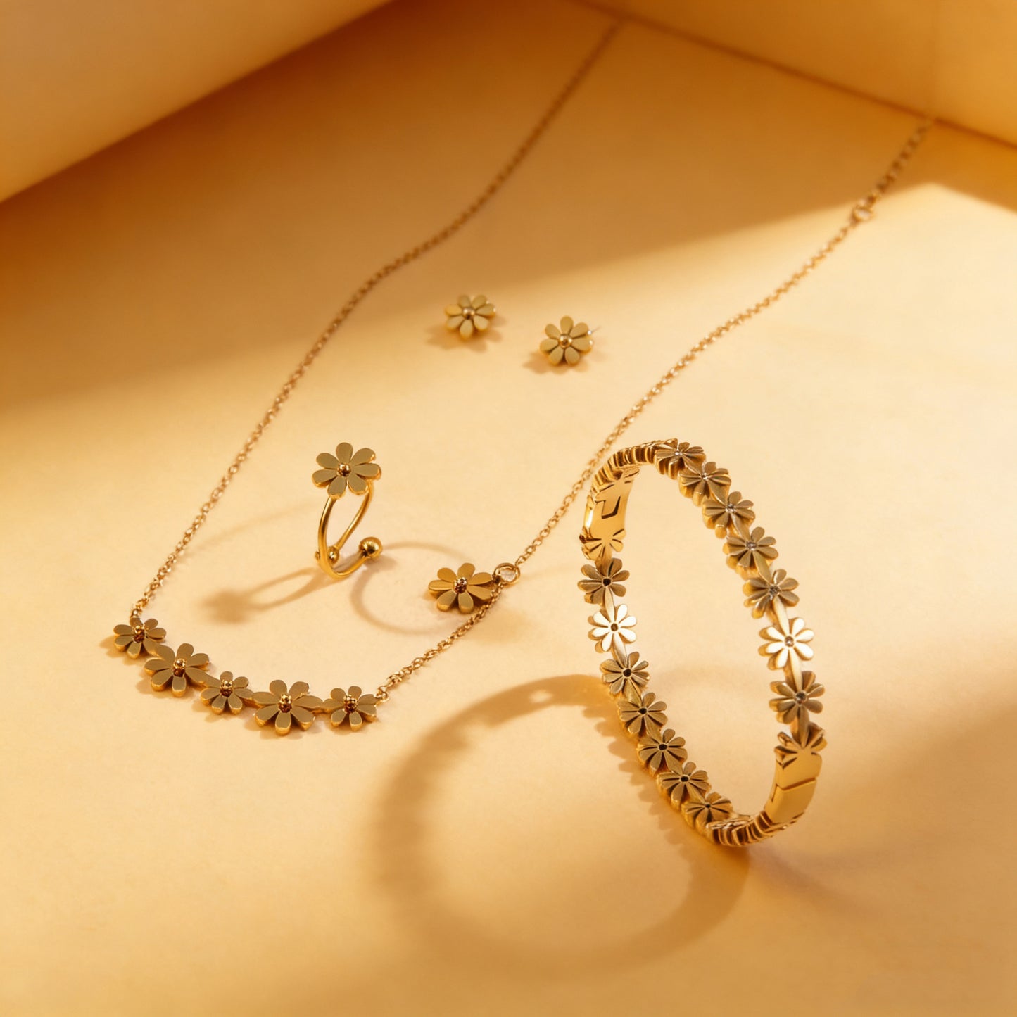 Elegante Parure di Gioielli da Donna a Fiore di Margherita Placcata in Acciaio Inossidabile