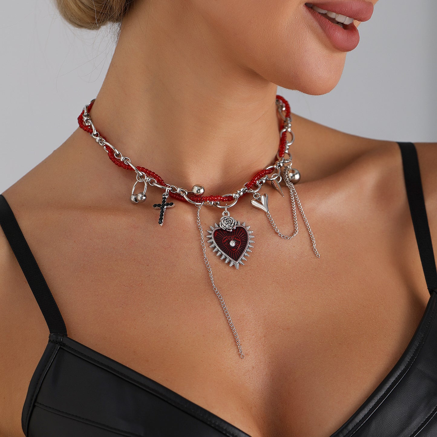 Gothic Streetwear Heart Geometric Alloy Plated Necklace for Women