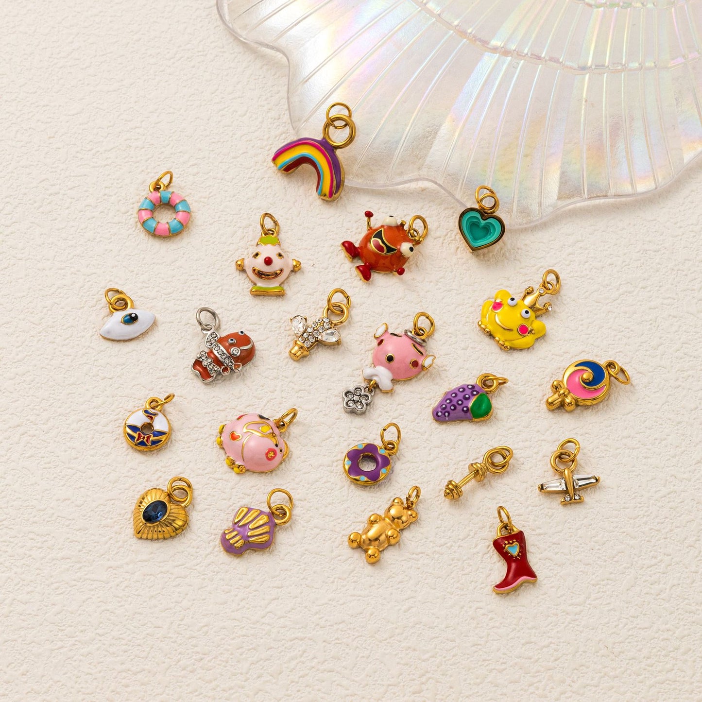 Ciondolo Charm Orsetto Cuore in Acciaio Inox Placcato Oro PVD 18K Stile Vintage