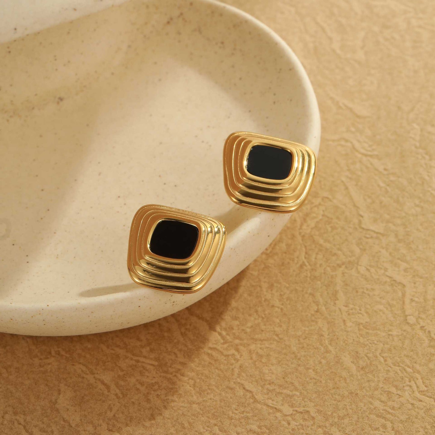 Fashion Geometric Stainless Steel Stud Earrings with Plated Finish for Women