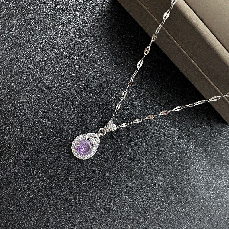 Collana da donna minimalista a forma di goccia in acciaio al titanio con ciondolo in rame e intarsio di strass