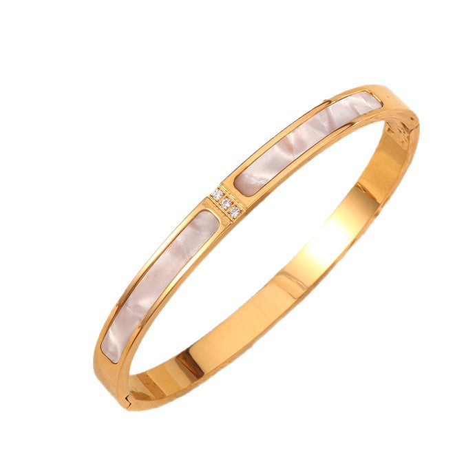 Elegant 18K Gold Plated Geometric Round Titanium Steel Bracelet