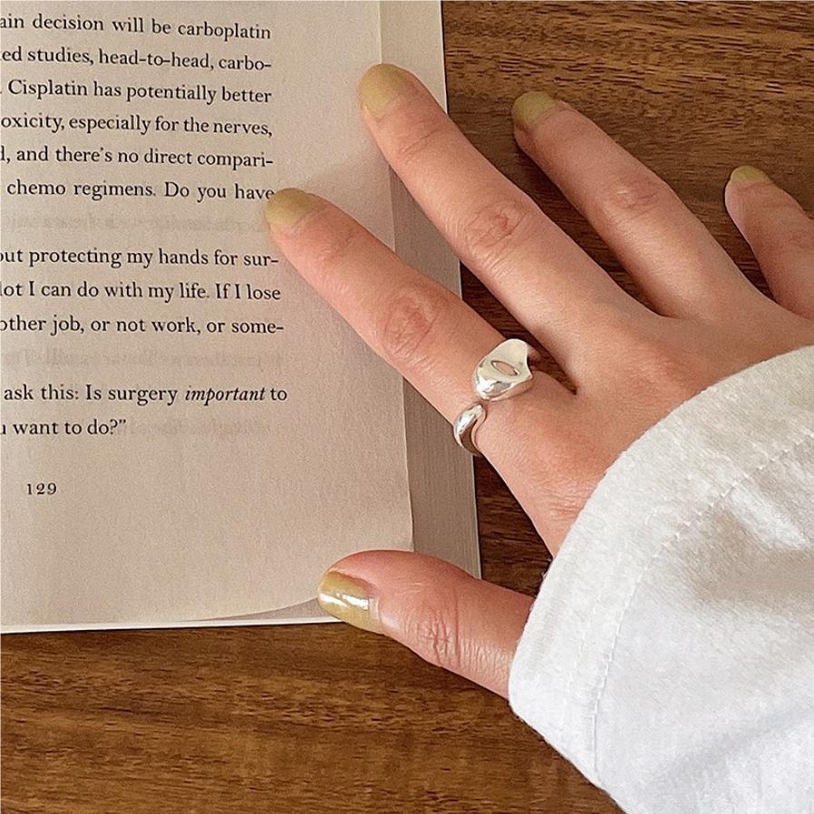 Minimalist Geometric Heart-Shaped 925 Sterling Silver Ring for Women with Plated Finish