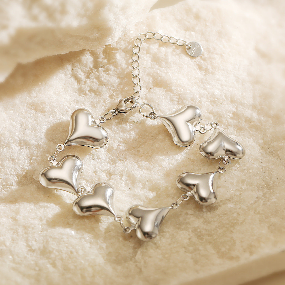 Braccialetto Minimalista a Cuore da Donna in Acciaio Inox Placcato Oro 18K