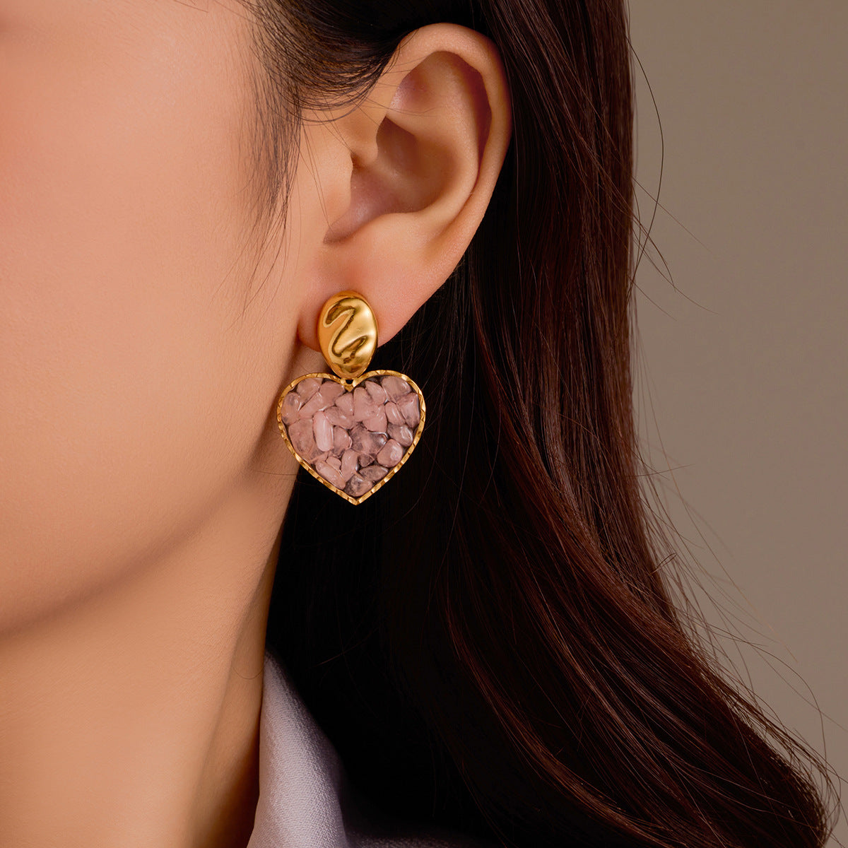 Fashionable Minimalist Heart-Shaped Natural Stone Inlaid Stainless Steel Earrings with 18K Gold Plating
