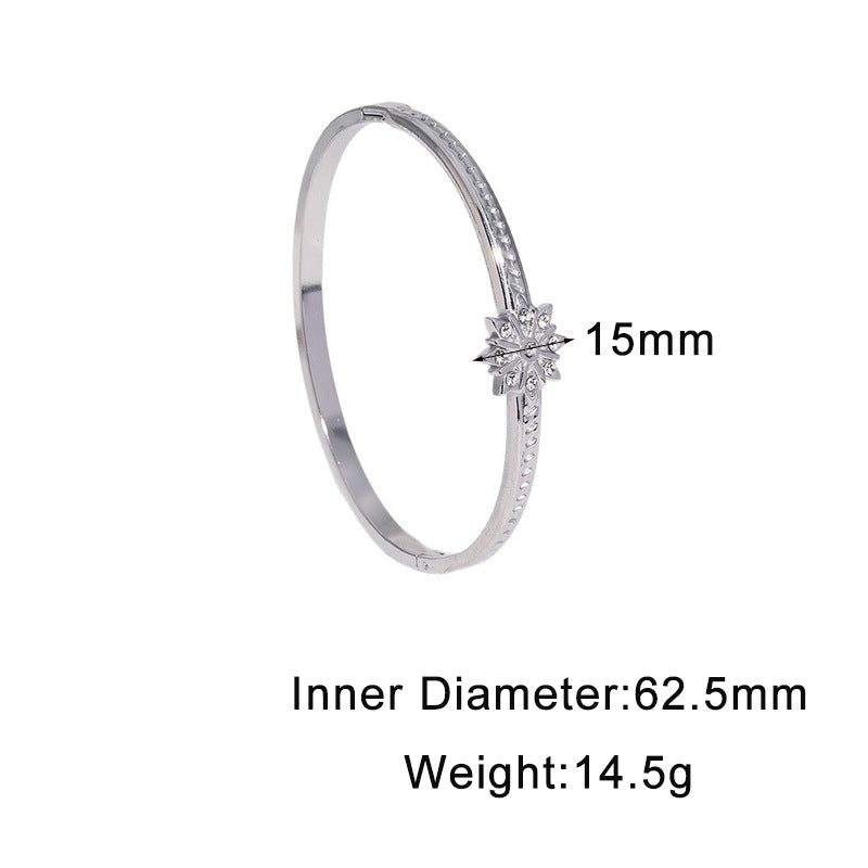Minimalist Luxury Gold Plated Stainless Steel Star Bracelet