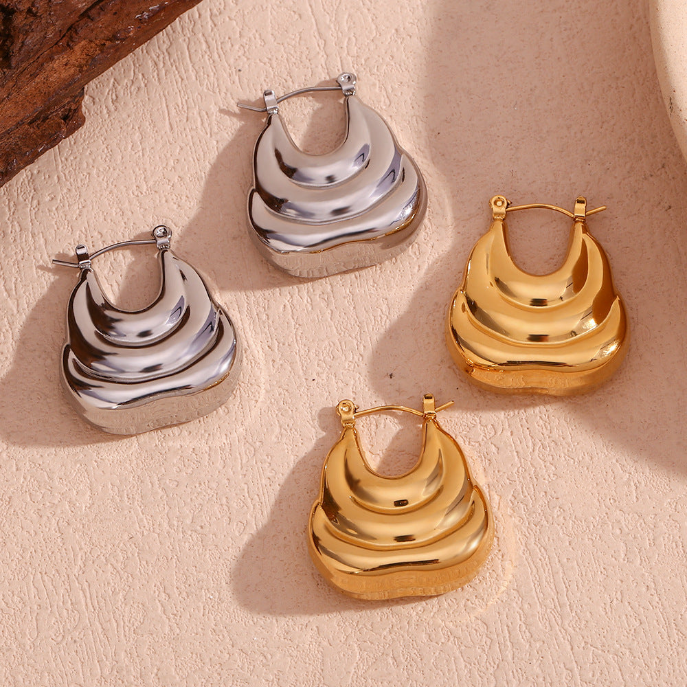 Aretes huecos con forma de bote de acero inoxidable chapados en oro de 18 quilates para mujer, de moda para negocios