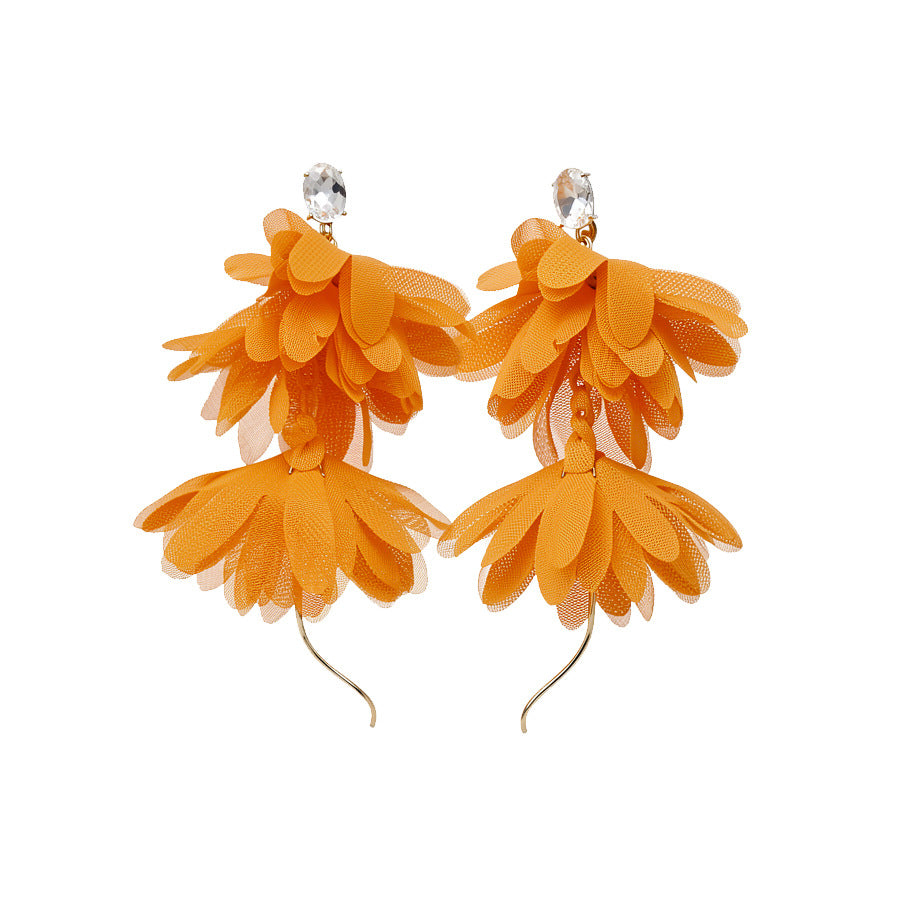 Pendientes de borla florales retro elegantes para mujer con postes de metal y detalles de gasa