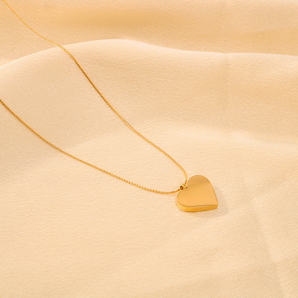 Minimalist Heart-Shaped Titanium Steel Pendant Necklace with 18K Gold Plating on O-Chain for Women