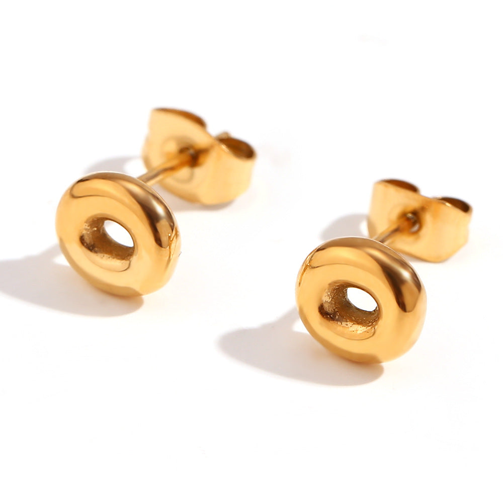 Orecchini a perno da donna con lettera geometrica moderna minimalista in acciaio al titanio placcato oro 18K