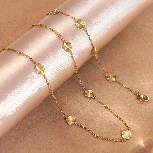 Elegant Floral Plated 18K Gold Stainless Steel Bracelet for Women