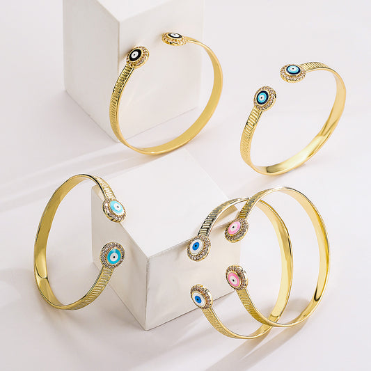 Pulsera de Cobre con Baño de Oro de 18K y Circonita Incrustada con Diseño Minimalista en Forma de Ojo para Mujer