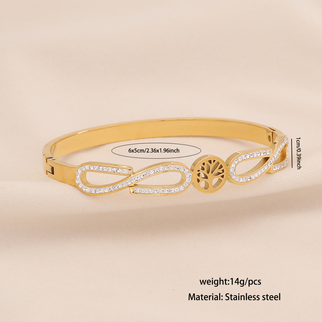 Fashionable Heart and Flower Stainless Steel Bracelet with Plated Finish for Women