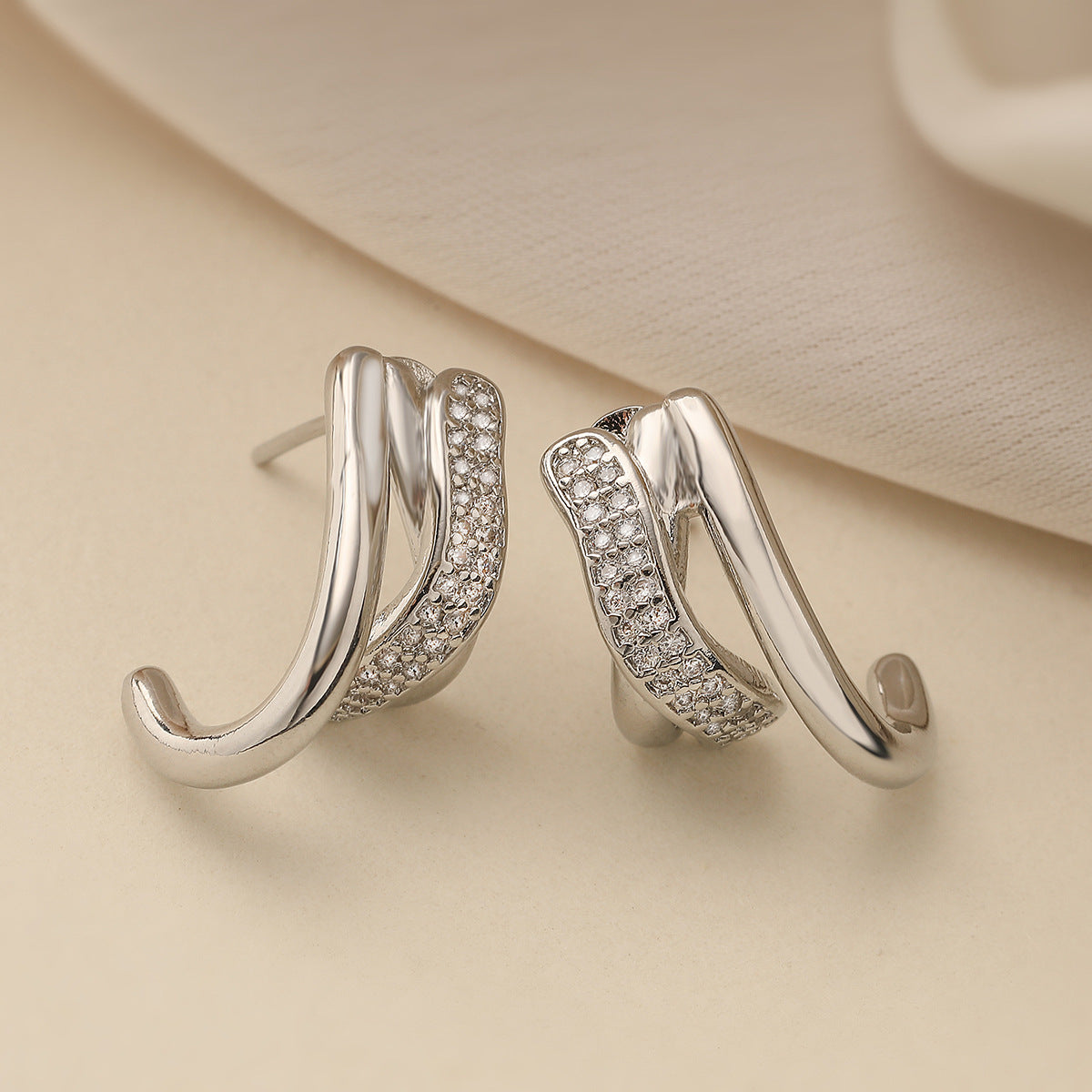 Elegant Minimalist Geometric Brass 18K Gold Plated Cubic Zirconia Stud Earrings for Women