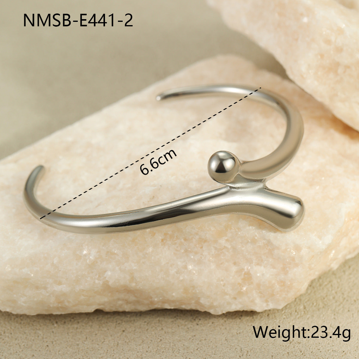 Fashionable Geometric Stainless Steel Bracelet with Plated Finish for Women