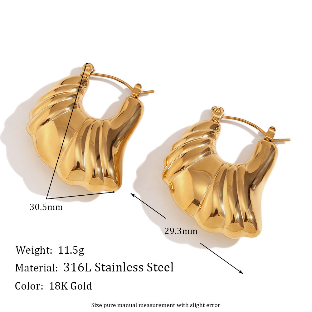 Vintage Fashion Geometric Hollow Wing Earrings for Women Stainless Steel with 18K Gold Plating