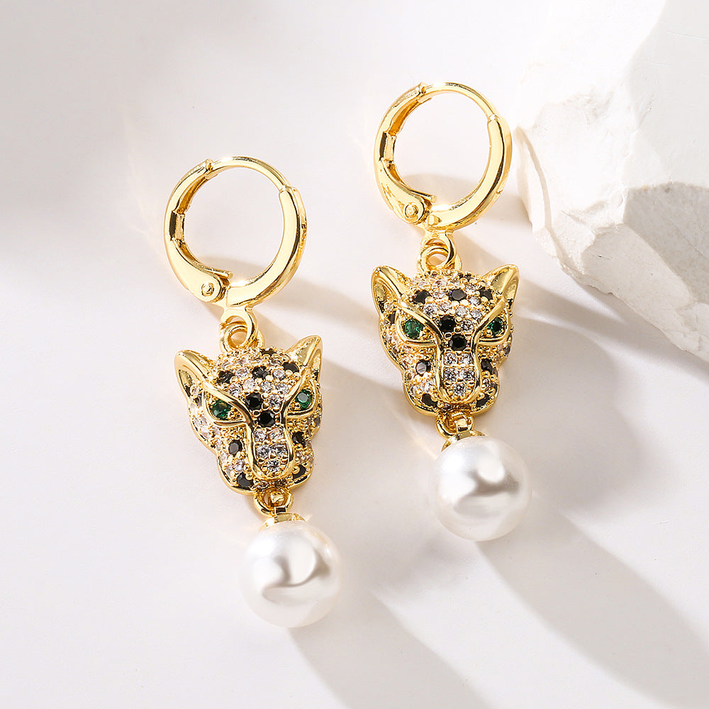 Fashionable Leopard-Shaped Geometric Earrings for Women in Copper with Real Gold Plating and Zircon and Pearl Accents