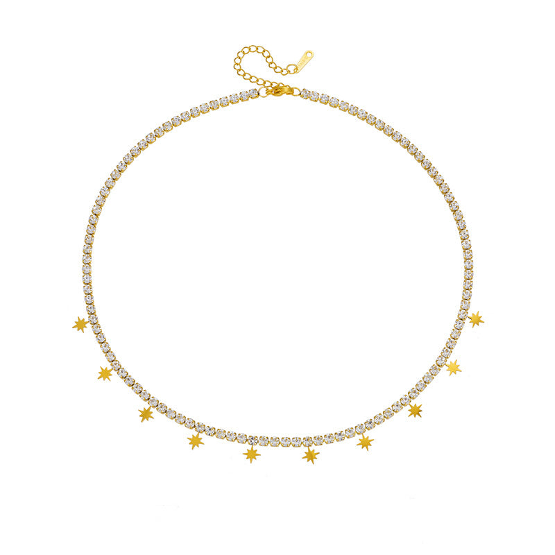 Collana con ciondolo a stella a otto punte in acciaio al titanio, lusso minimalista, con intarsio completo di strass e finitura placcata