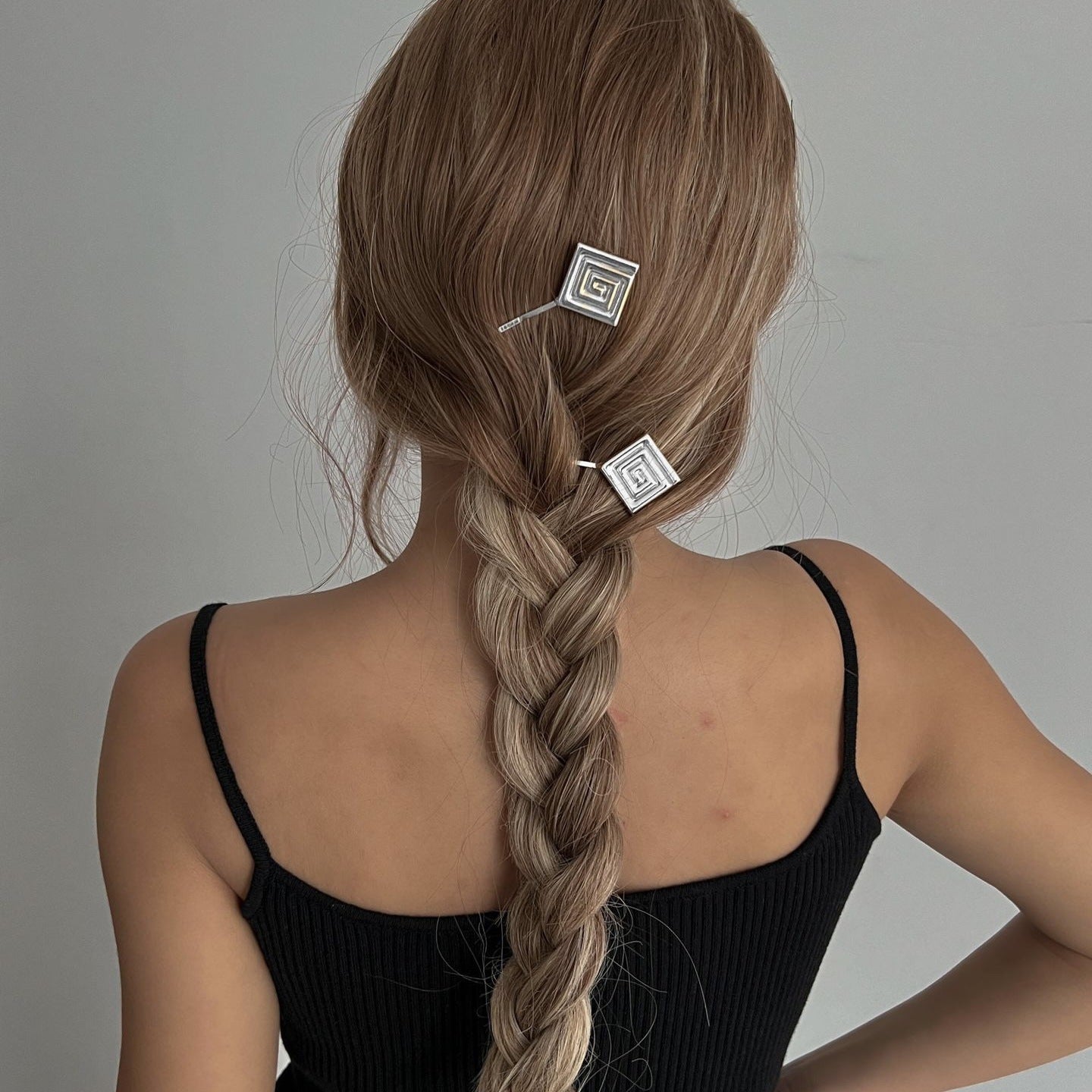 Casual Alloy Plated Starfish Hair Pin for Women