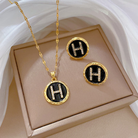 Collar y Pendientes Minimalistas Geométricos de Acero Inoxidable con Diseño de Letra Esmaltada para Mujer