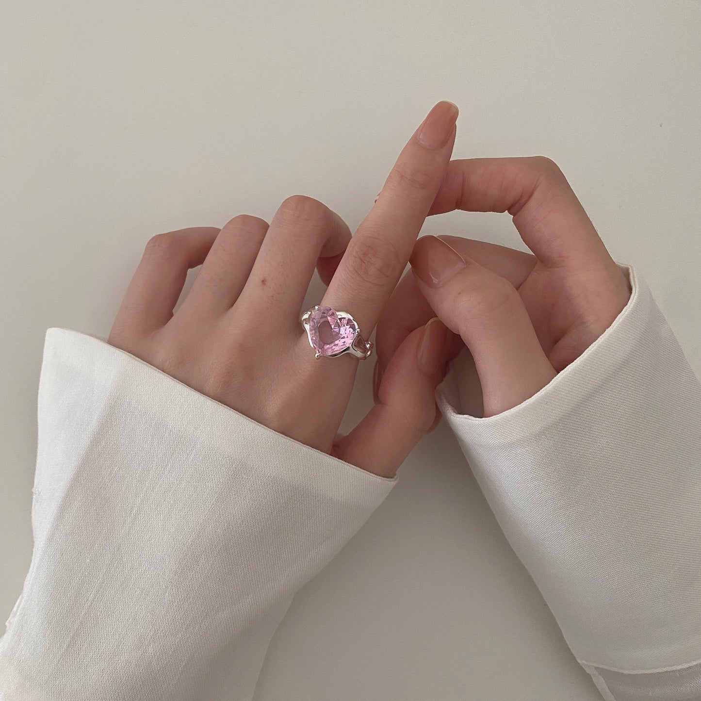 Minimalist Heart-Shaped 925 Sterling Silver Ring with Pink Cubic Zirconia Inlay for Women