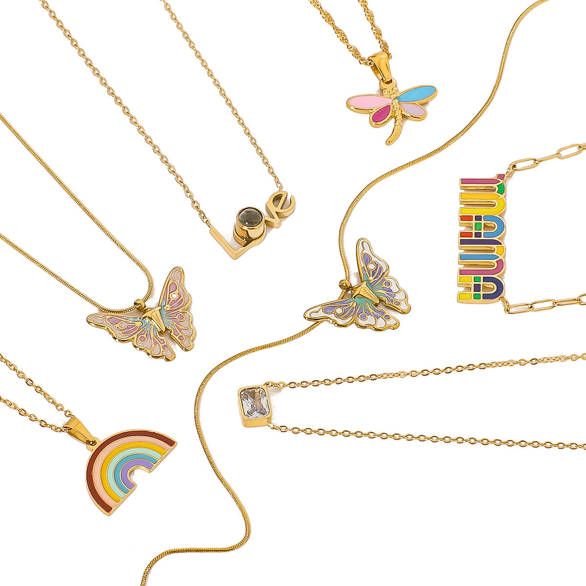 Collana con ciondolo minimalista a farfalla e cuore arcobaleno in acciaio inossidabile con placcatura in oro 18 carati e finitura smaltata da donna