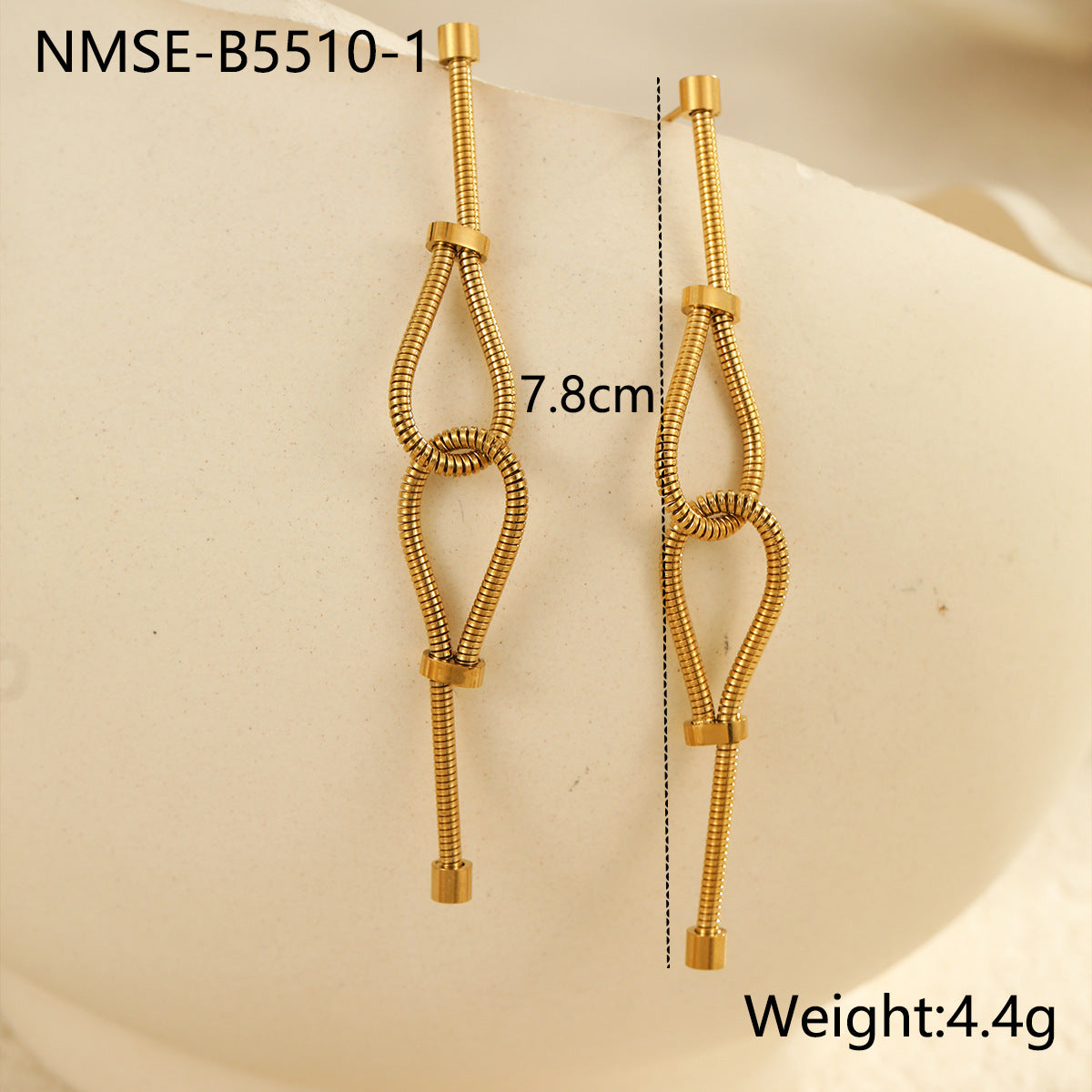 Conjunto de collar, pendientes y pulsera minimalista de acero de titanio con diseño geométrico y estilo francés, con acabado chapado
