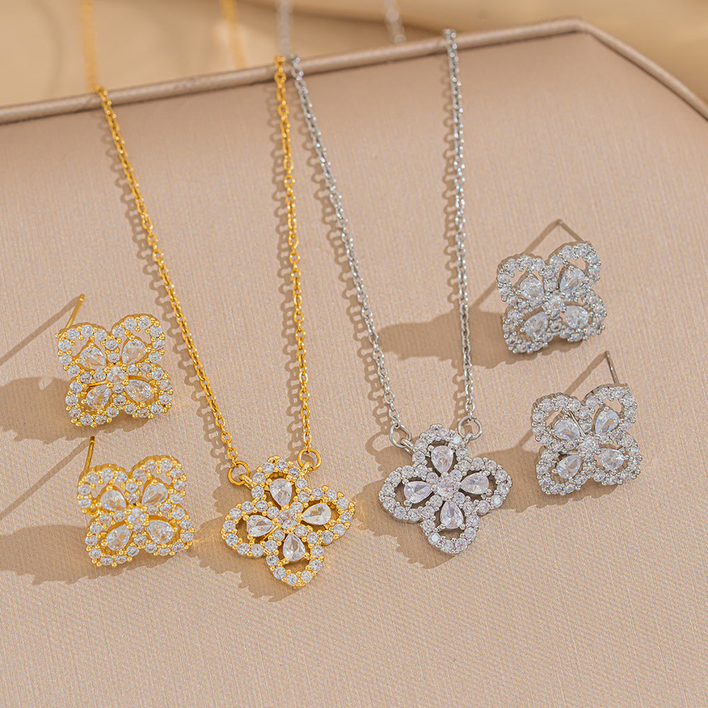 Minimalist Floral Lucky Flower Pendant Necklace for Women in Stainless Steel with Micro-Pave Zirconia on O-Chain