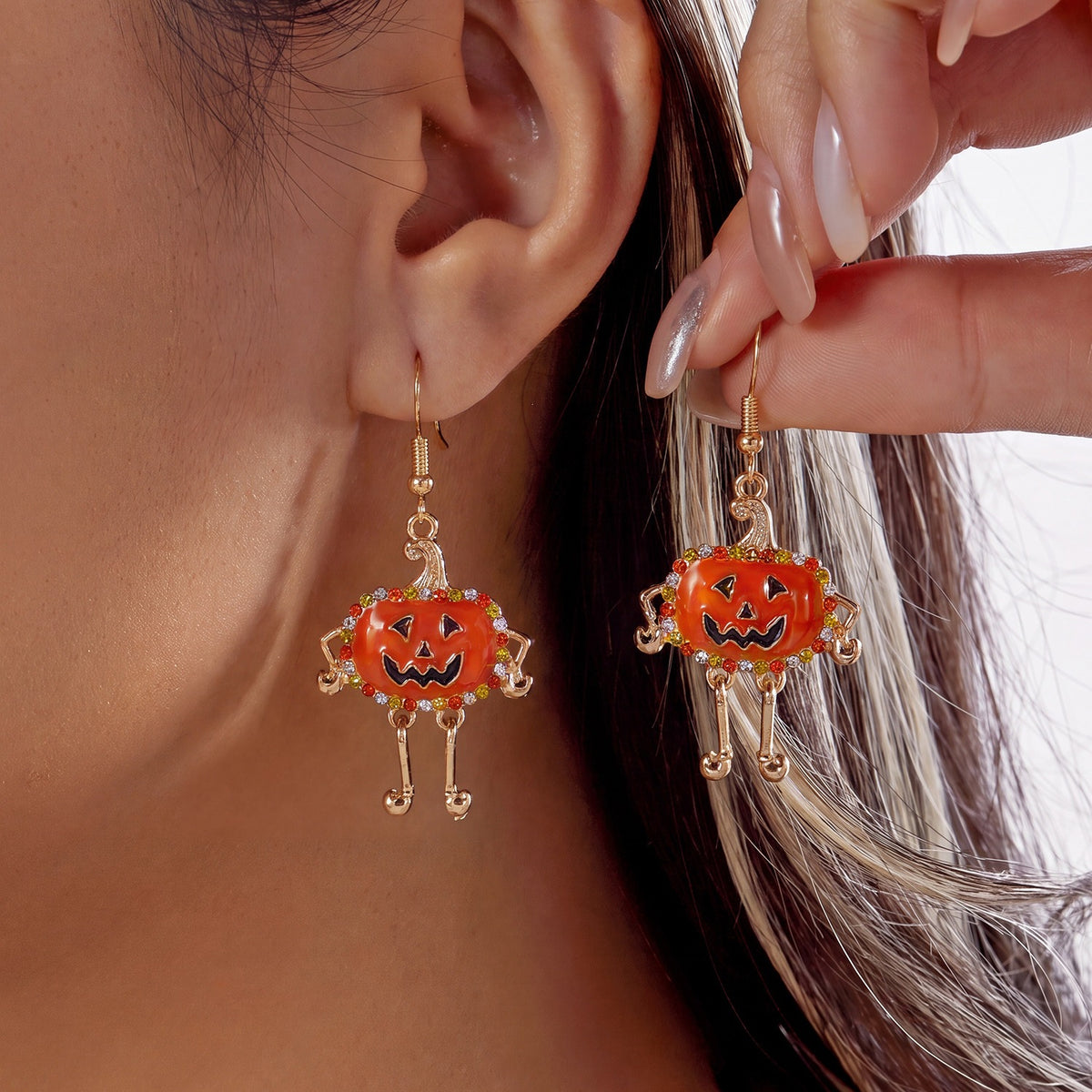 Sweet Cartoon Pumpkin Rhinestone Drip Oil Plated Alloy Earrings Unisex Halloween Jewelry