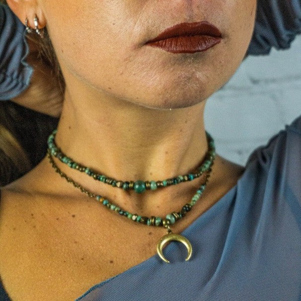 Vintage Bohemian Geometric Snake Alloy Pendant Necklace with Turquoise Beads for Women