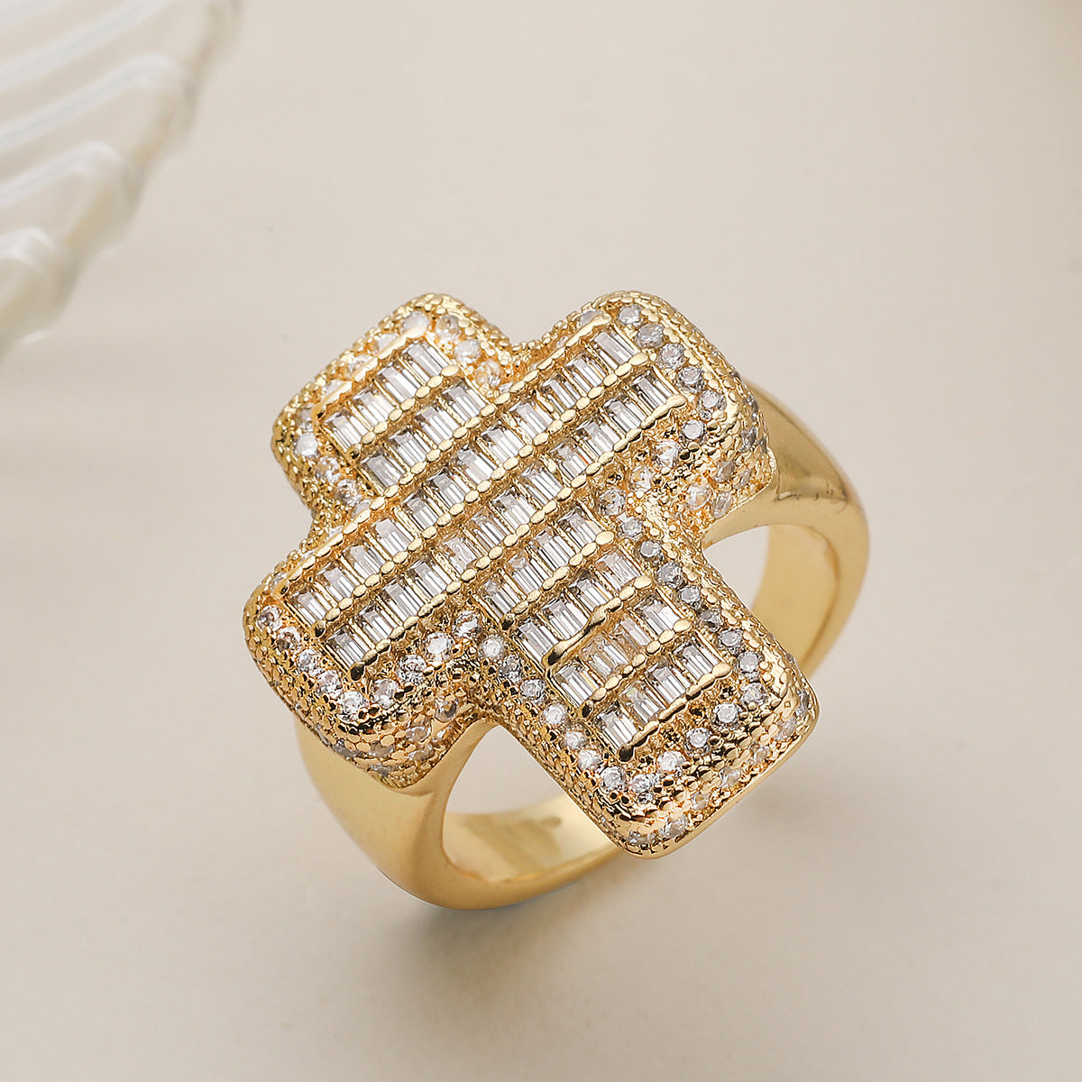 Minimalist Hip-hop 18K Gold Plated Brass Micro-inlay Cubic Zirconia Cross Geometric Ring for Women