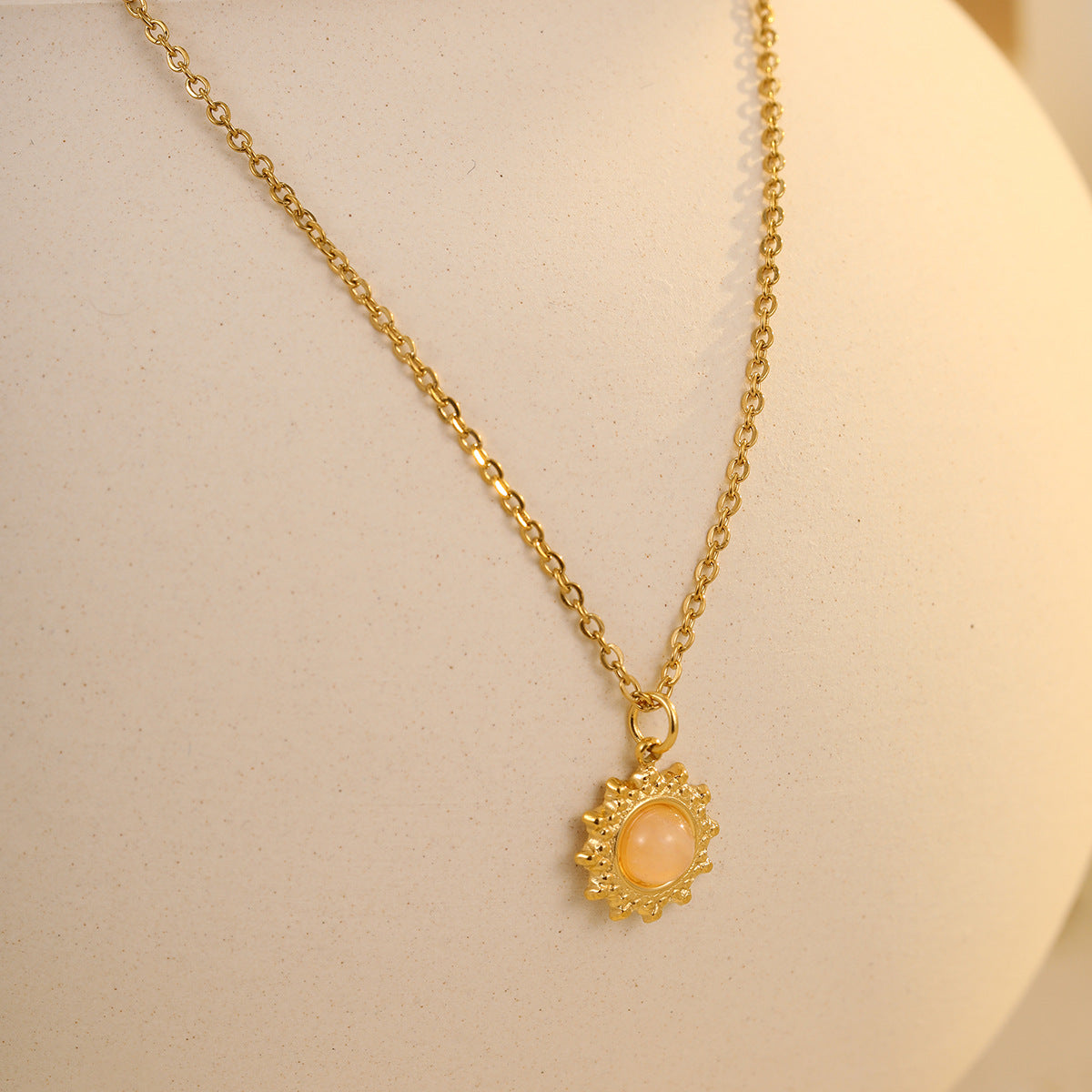Collana alla Moda da Donna con Ciondolo a Girasole in Pietra Naturale, Acciaio Inossidabile con Finitura Placcata