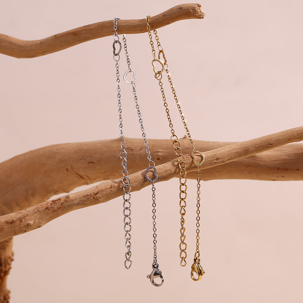 Pulsera Minimalista de Acero Inoxidable Chapado en Oro de 14K con Forma de Corazón para Mujer