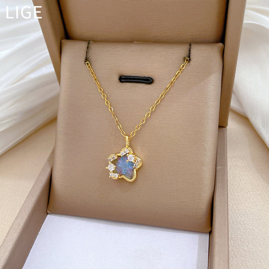 Collar de acero inoxidable con diseño de estrella estilo dibujos animados y diamantes de imitación para mujeres y hombres, delicada cadena para la clavícula