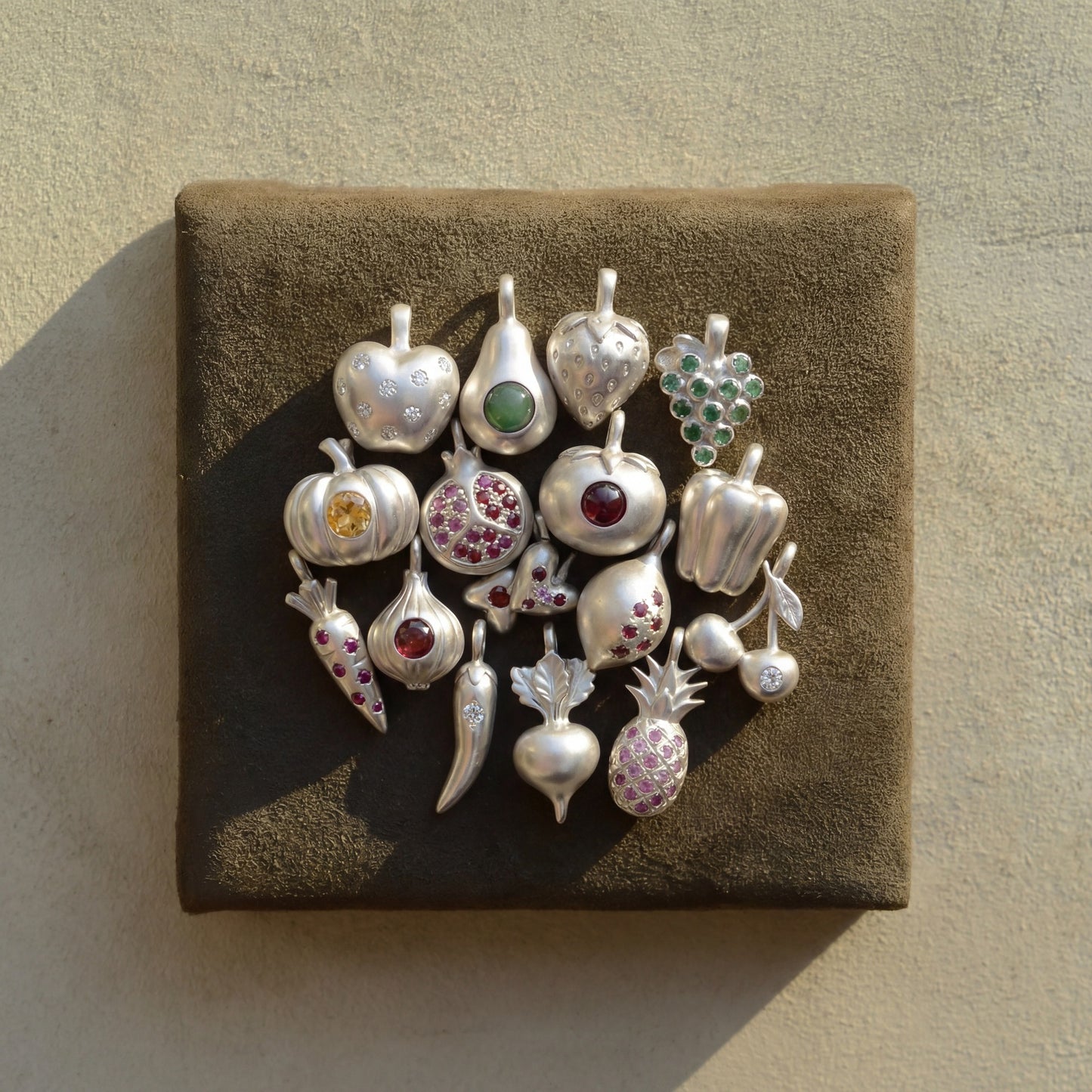 Vintage Drip Oil Plated Brass Cubic Zirconia Fruit Pattern Charm Bar